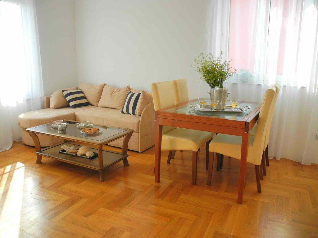 Apartments Antonela Jezera Extérieur photo