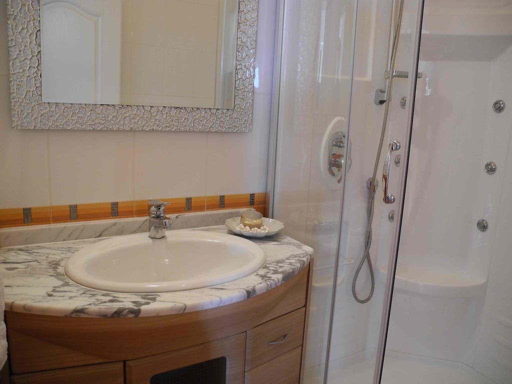 Apartments Antonela Jezera Extérieur photo